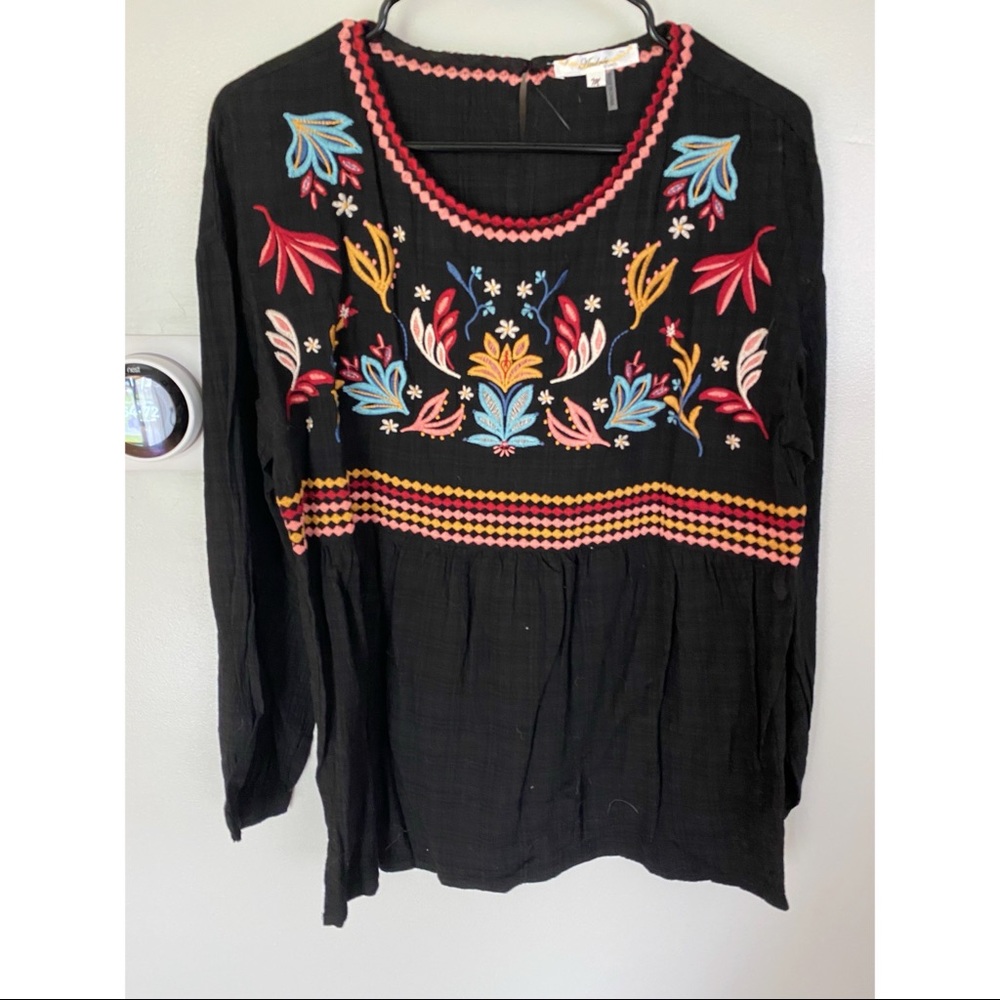 Black, floral embroidered top
